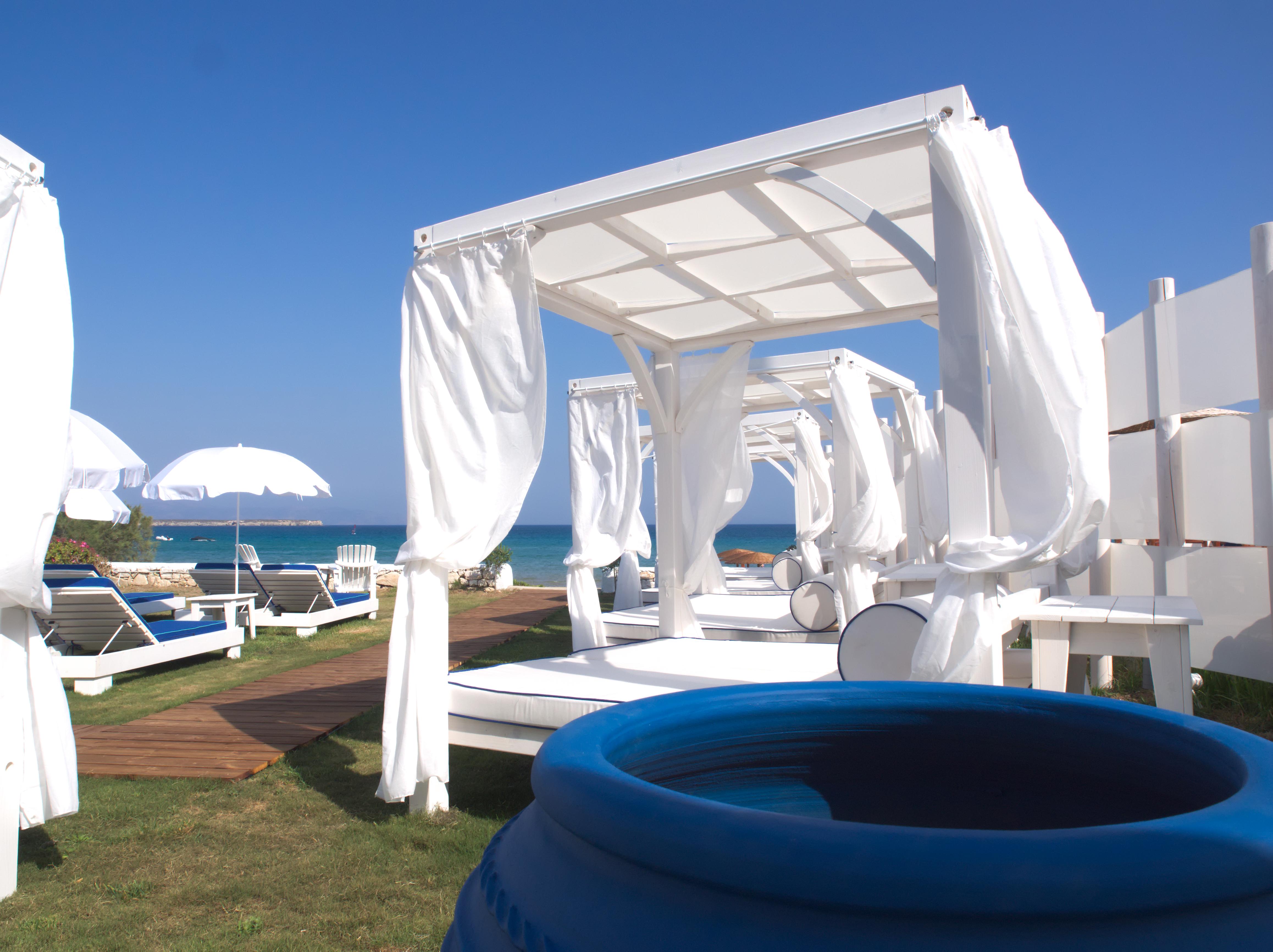 Amaryllis Beach Hotel Chrisi Akti  Exterior photo