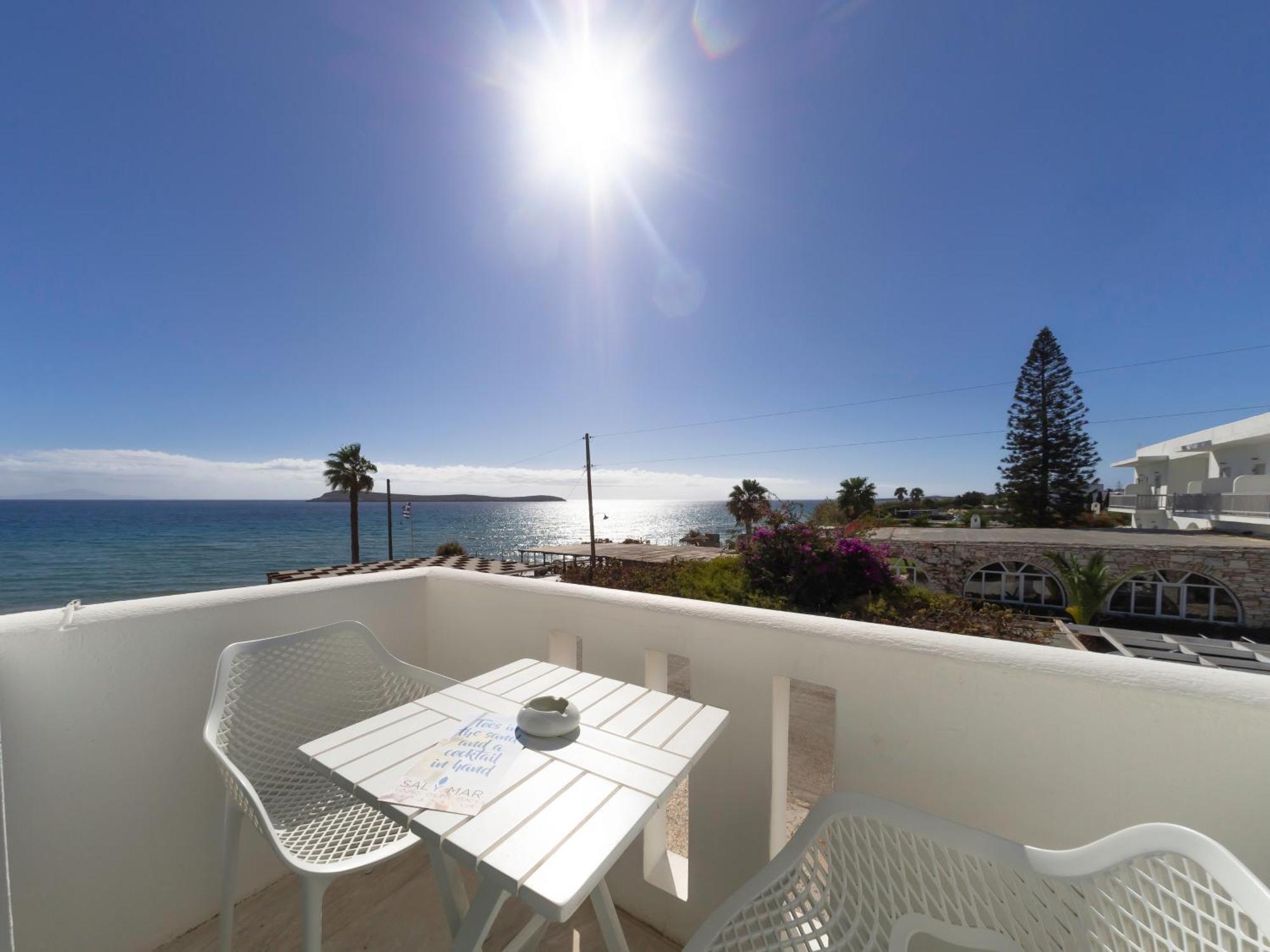Amaryllis Beach Hotel Chrisi Akti  Room photo